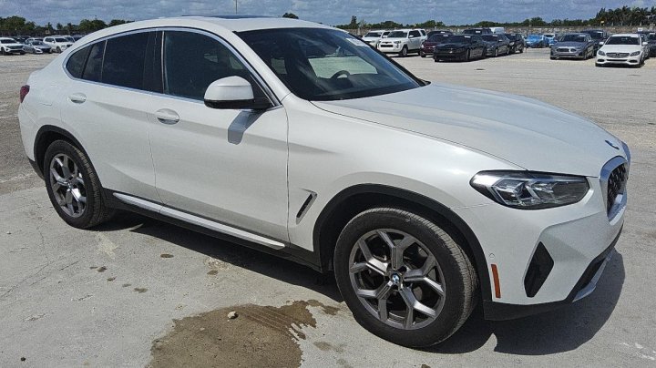 BMW X4  2024
