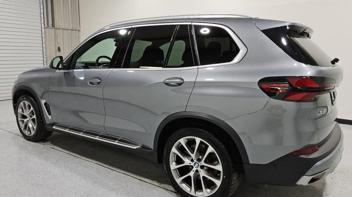 BMW X5  2024