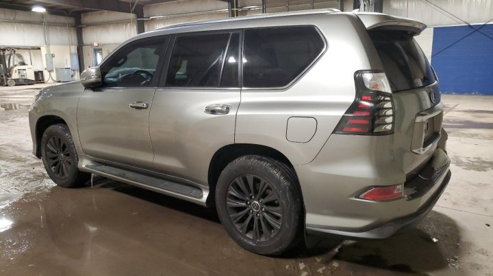 Lexus GX  2023