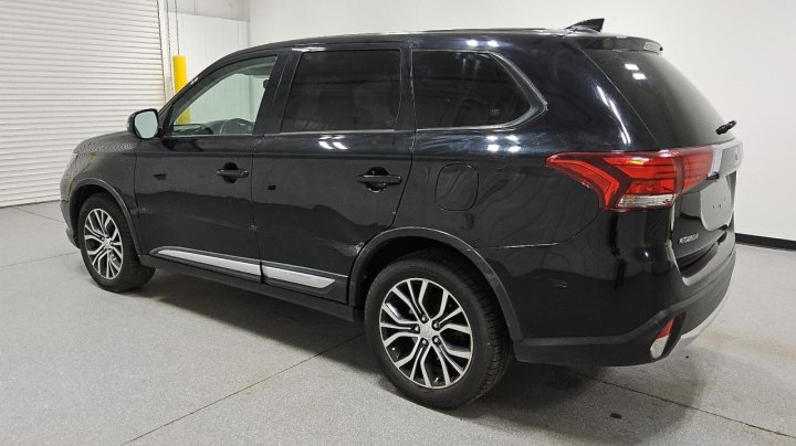 Mitsubishi Outlander  2018