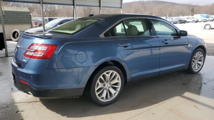 Ford TAURUS  2018