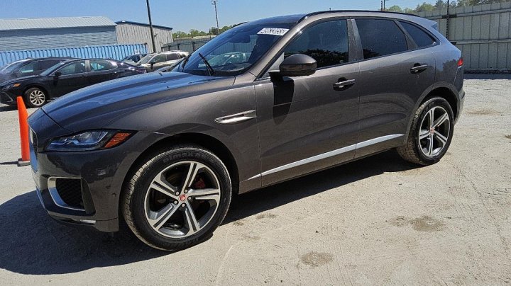 Jaguar F-Pace  2017