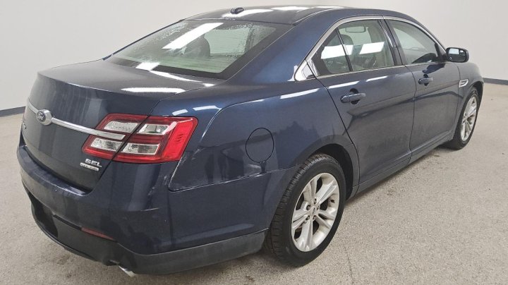 Ford TAURUS  2017