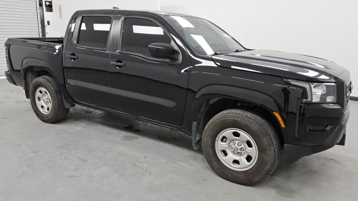 Nissan Frontier  2022