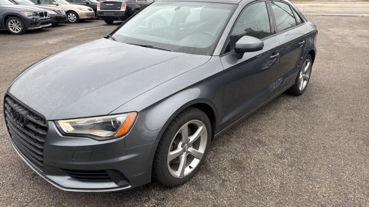 Audi A3 PREMIUM 2015