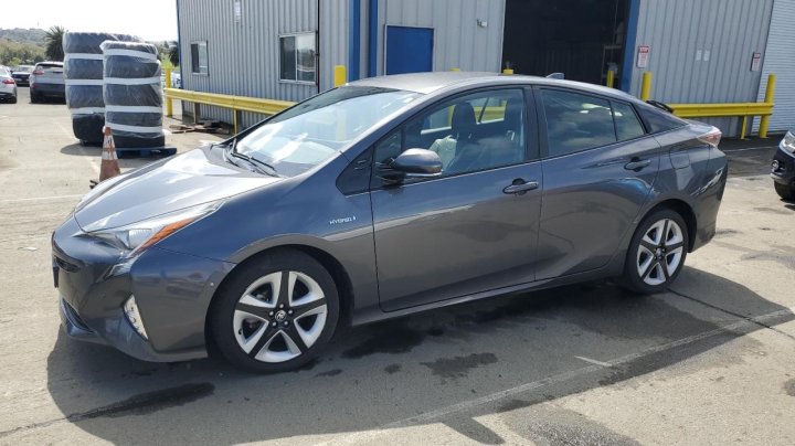Toyota Prius  2016