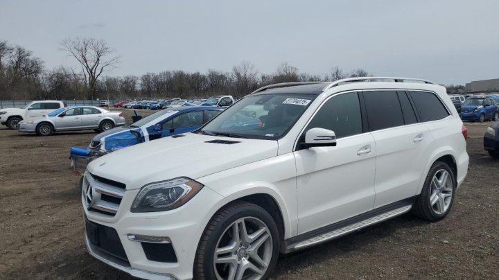 Mercedes-Benz GL-Class 550 4MATIC 2015
