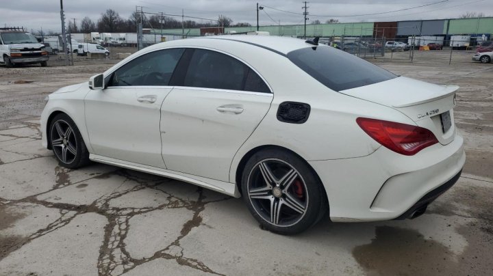 Mercedes-Benz CLA-Class 250 2015