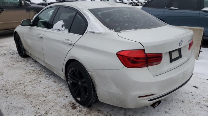 BMW 3 Series  2018