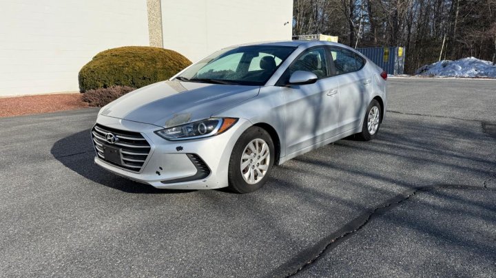 Hyundai Elantra SE 2017