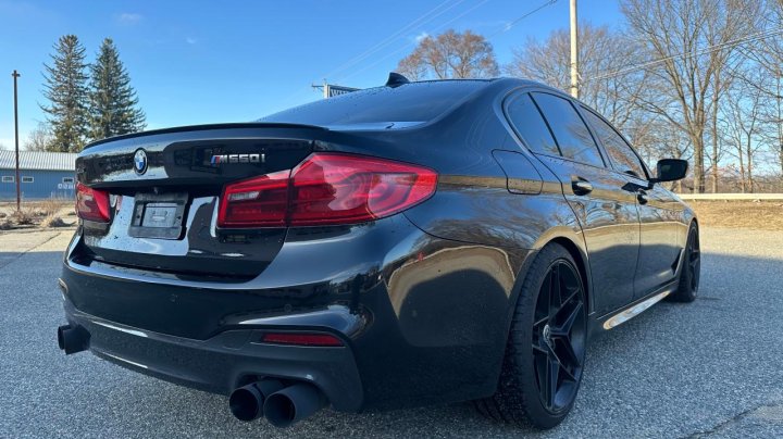 BMW 5 Series  2018