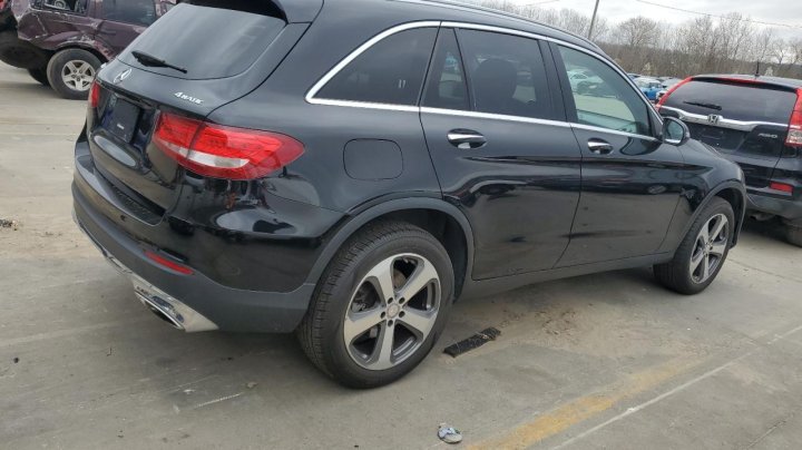 Mercedes-Benz GLC-Class 300 4MATIC 2016
