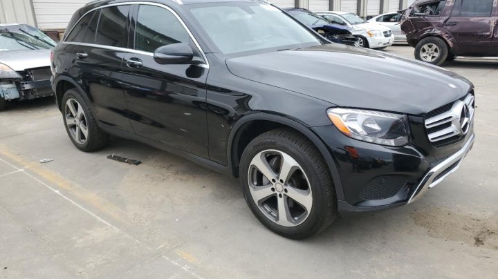 Mercedes-Benz GLC-Class 300 4MATIC 2016