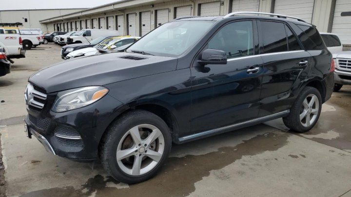 Mercedes-Benz GLE-Class 350 2016