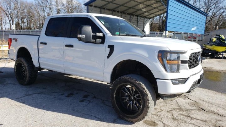 Ford F-150 SUPERCREW 2023