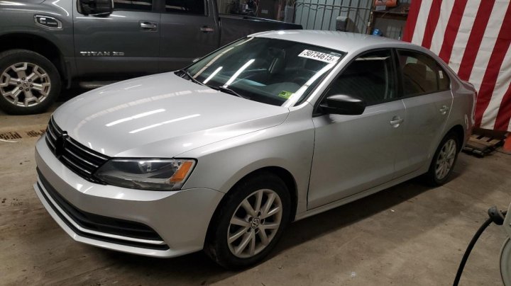 Volkswagen JETTA SE 2015