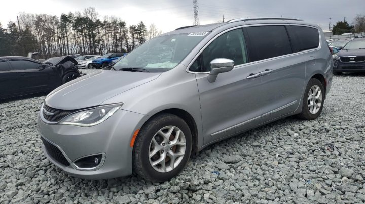 CHRYSLER Pacifica LIMITED 2020