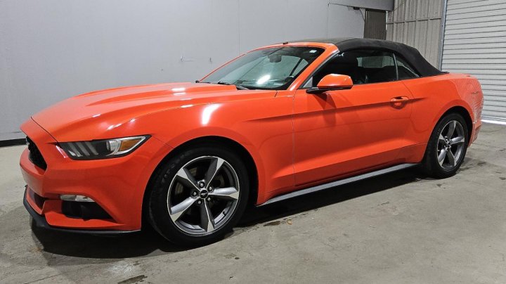 Ford MUSTANG  2015