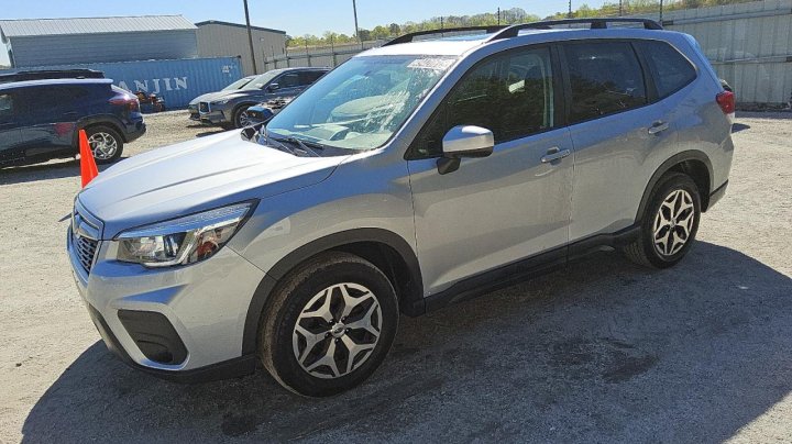 Subaru Forester PREMIUM 2019