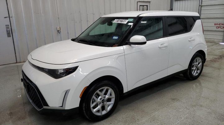 KIA Soul LX 2025