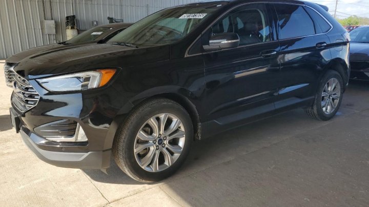 Ford EDGE TITANIUM 2022