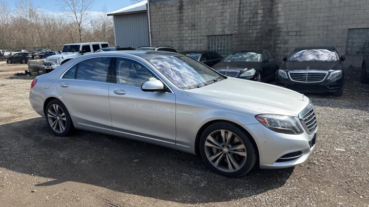 Mercedes-Benz S-Class 550 2015