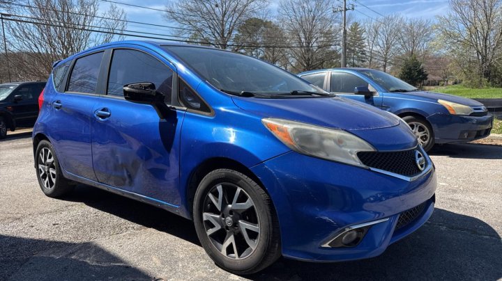 Nissan Versa S 2015
