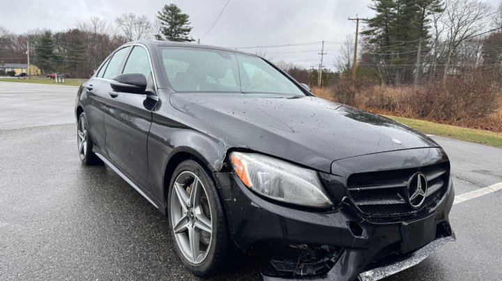 Mercedes-Benz C-Class 300 4MATIC 2016