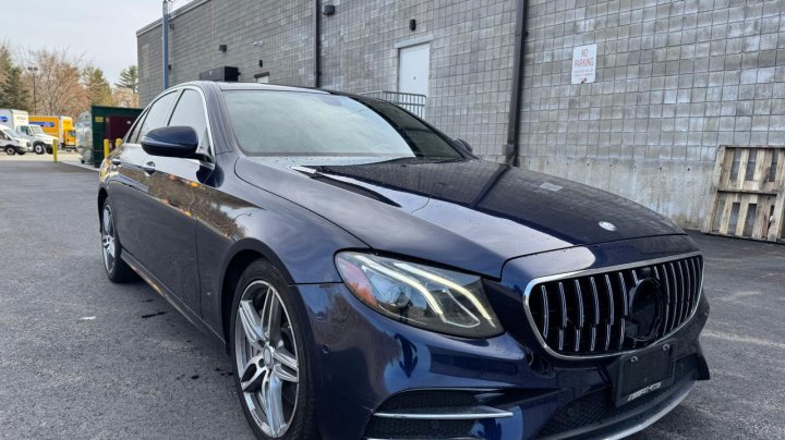 Mercedes-Benz E-Class 300 4MATIC 2017