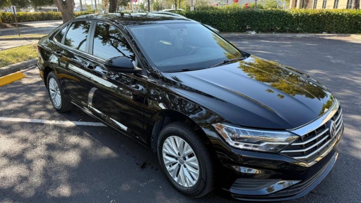 Volkswagen JETTA S 2020