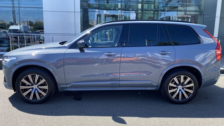 Volvo XC90 Plus Dark AWD 2022
