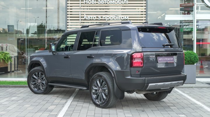 Toyota Land Cruiser Prado Premium 2024