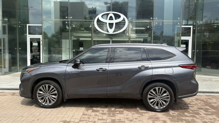 Toyota Highlander Prestige 2021