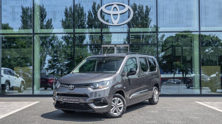 Toyota Proace City Verso Comfort 2023