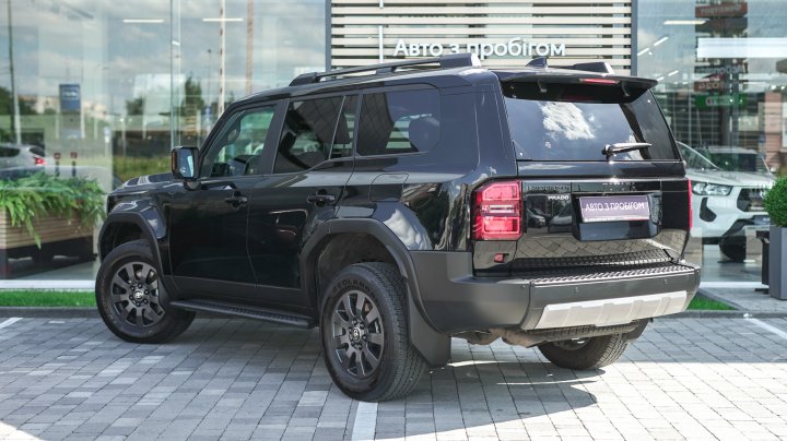Toyota Land Cruiser Prado Prestige 2025
