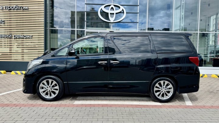 Інші Toyota Alphard 2011