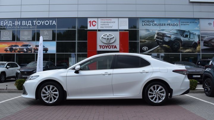Toyota Camry Comfort 2021