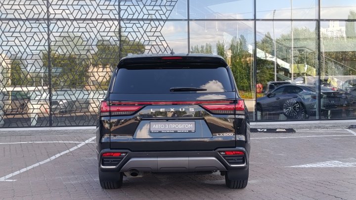 Lexus Lx Luxury 2023