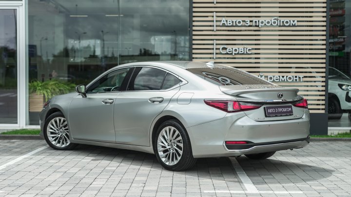 Lexus Es Launch Edition 2022