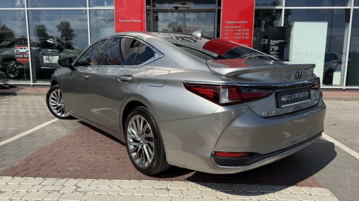 Lexus Es Launch Edition 2023