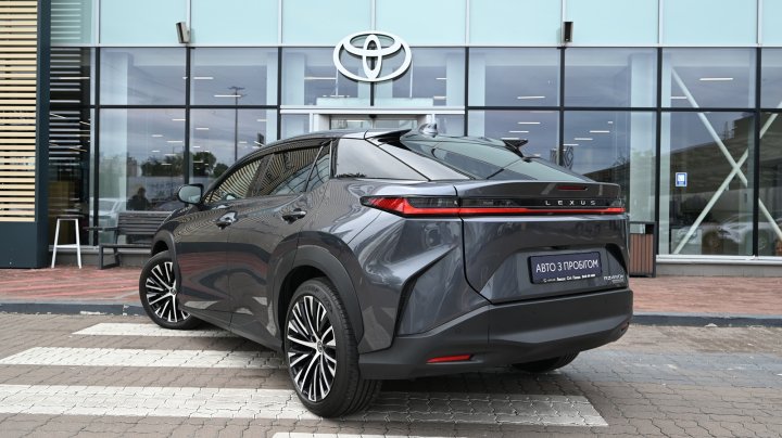 Lexus Rz Executive+ 2024
