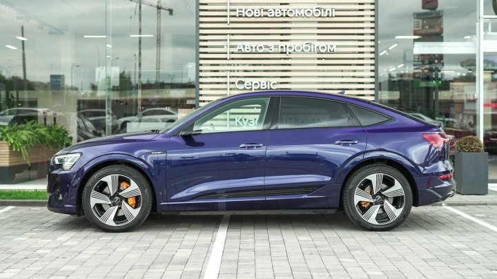 Audi E-Tron Premium 2020