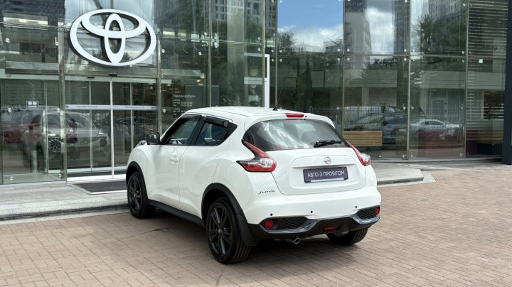 Nissan Juke City 2015