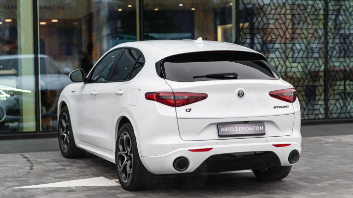 Alfa Romeo Alfa-Romeo Stelvio 2021