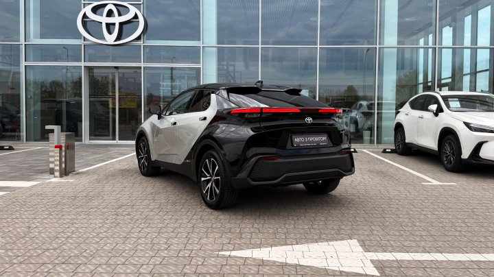 Toyota C-HR Premium 2024