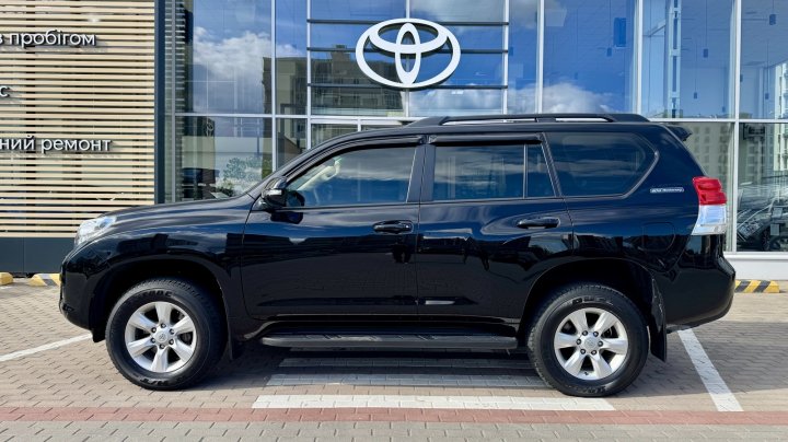 Toyota Land Cruiser Prado 2012