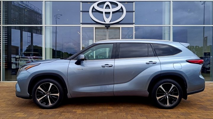 Toyota Highlander Premium 2021