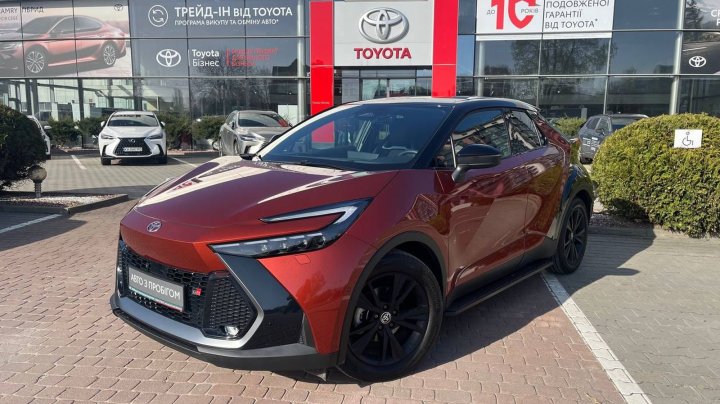 Toyota C-HR GR SPORT 2025