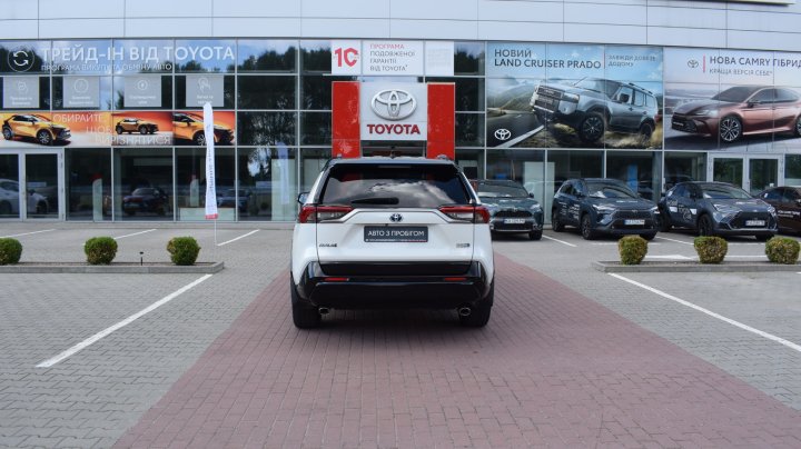 Toyota RAV4 Plug-In Premium 2021