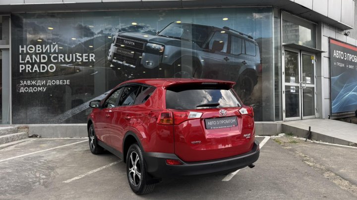 Toyota RAV4 Live 2013